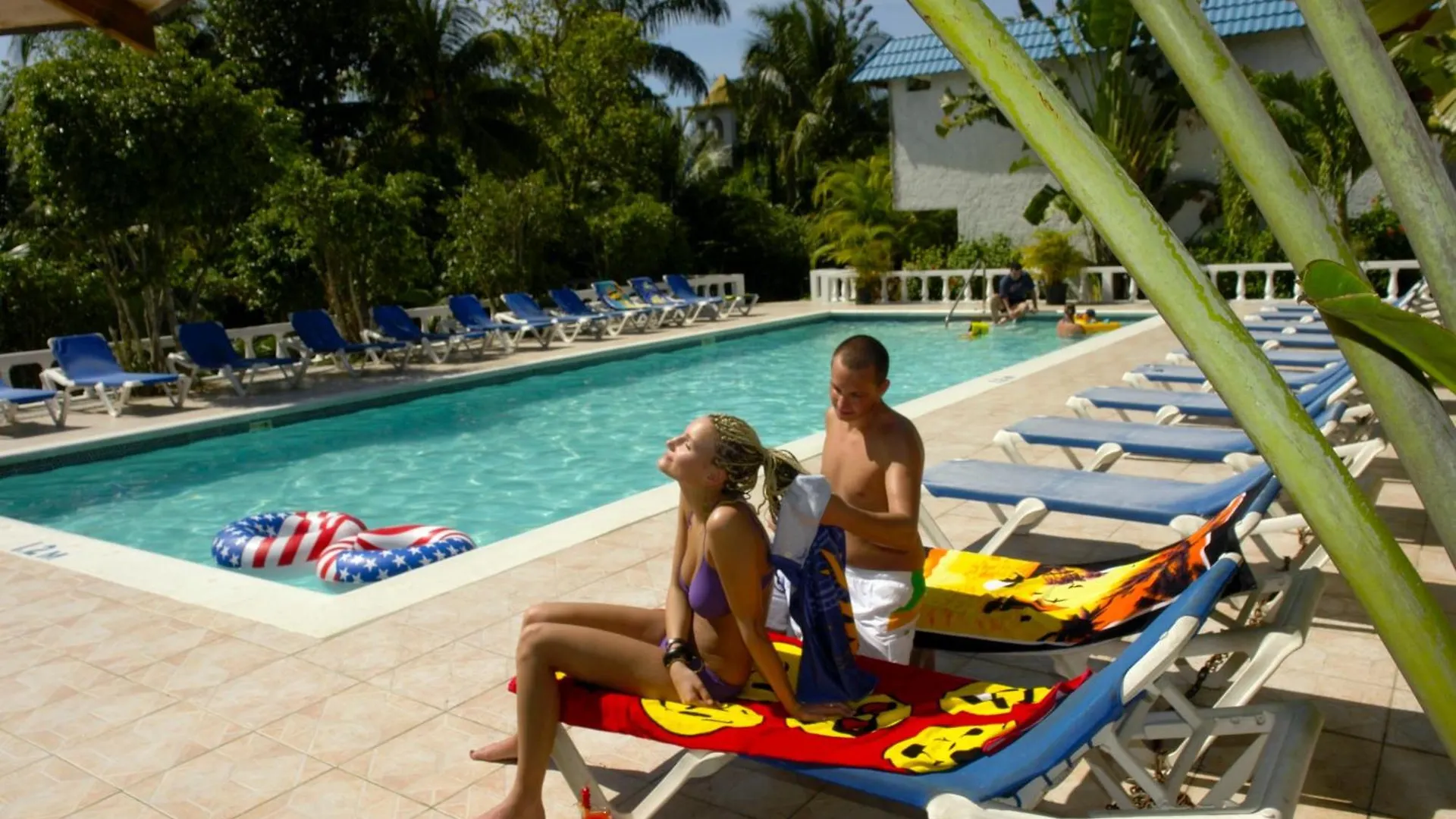 *** Hotel Legends Beach Resort Negril Jamaica