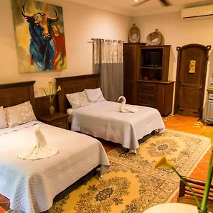 https://hacienda-xcaret-la-suite2.quintano-roohotels.com